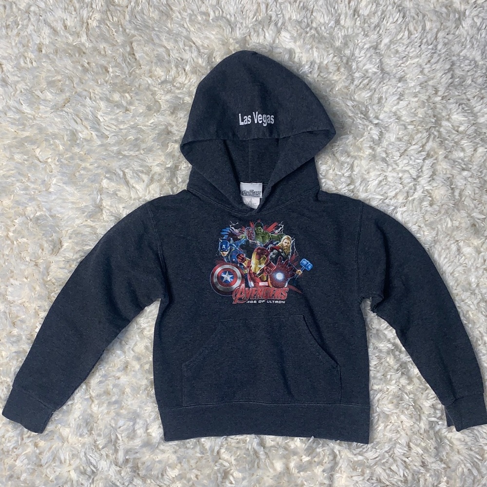 Marvel Avengers Age of Ultron Gray pullover size 6/7 Las Vegas special edition